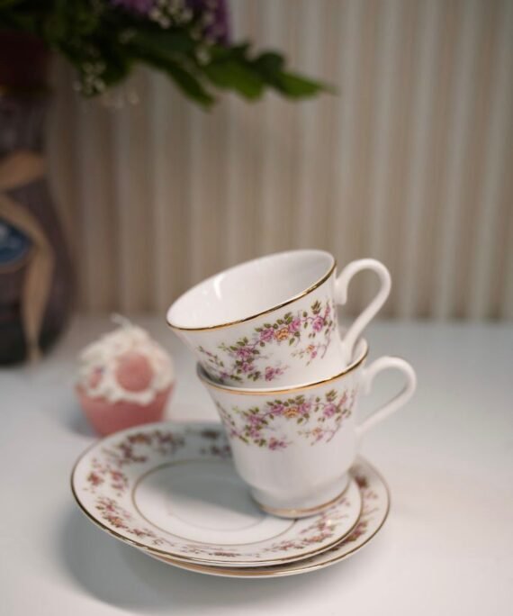 Dankotuwa Rose Garden 12 pc Tea set