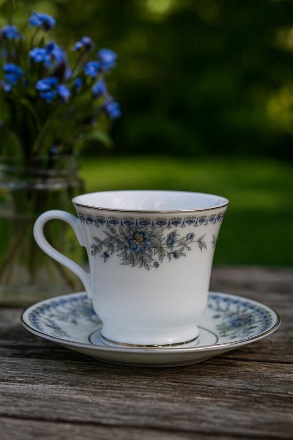 Dankotuwa Treasure Blue Tea Cup and Saucer