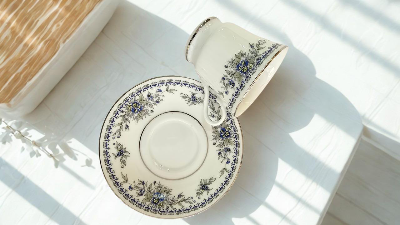 Dankotuwa Treasure blue 12 piece Tea Set