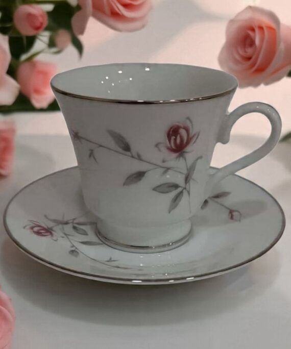 Dankotuwa Lasting Rose Tea Cup and Saucer