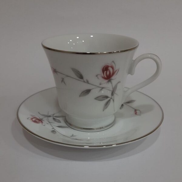 Dankotuwa Lasting Rose Tea Cup and Saucer