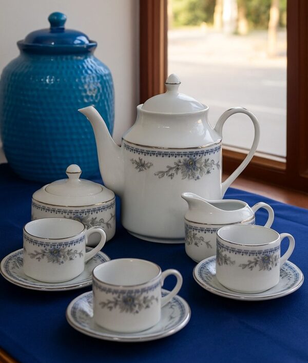 Treasure blue 15 piece tea set