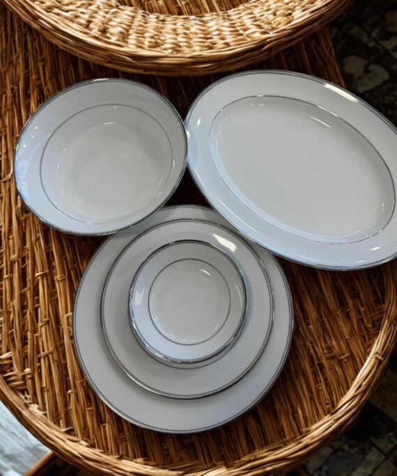 Dankotuwa Infinity Platinum 21-Piece Dinner Set