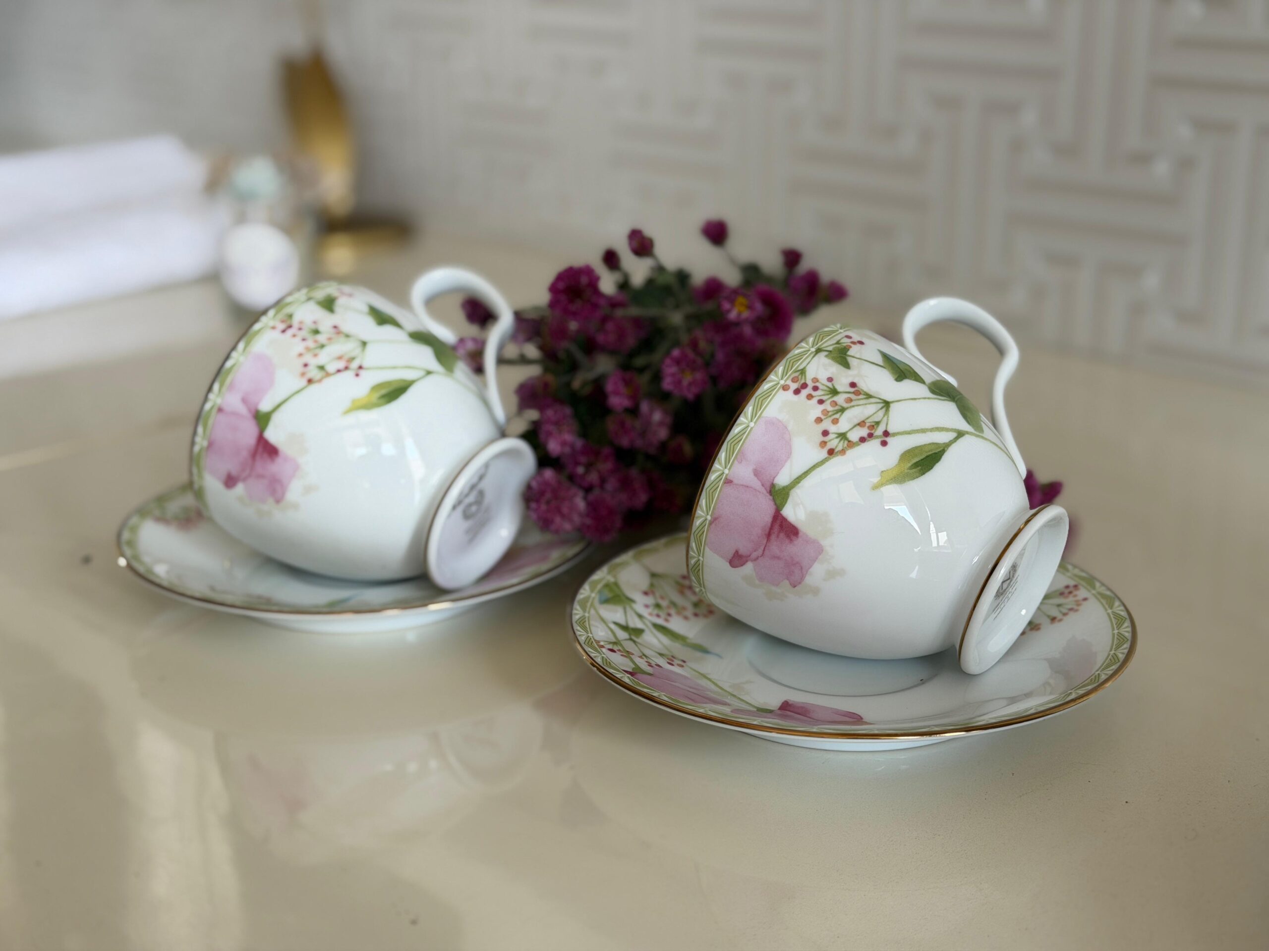 Noritake Poppy Place Tea Set – 12 Pieces | Floral Porcelain Tea Set