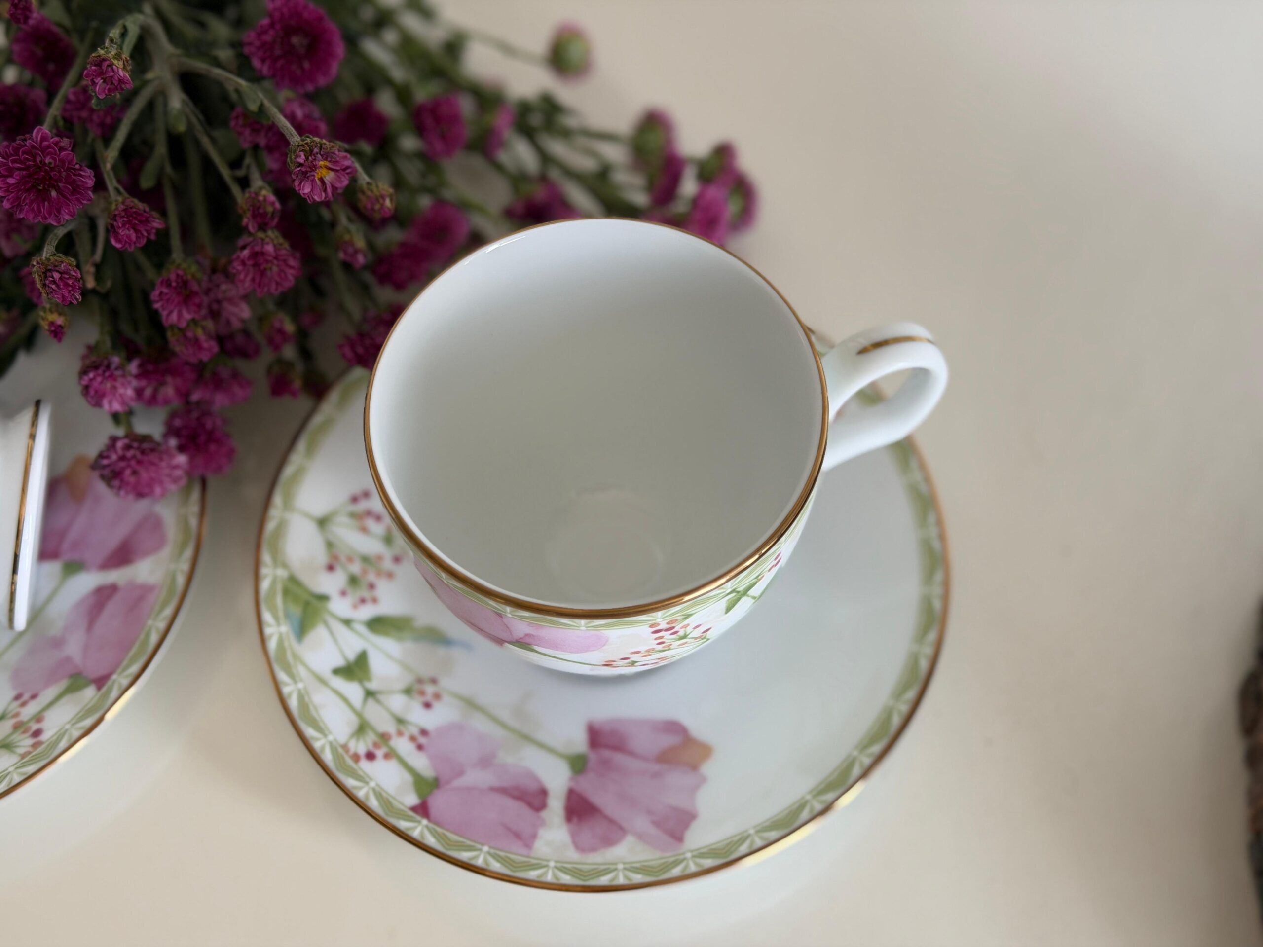 Noritake Poppy Place Tea Set – 12 Pieces | Floral Porcelain Tea Set