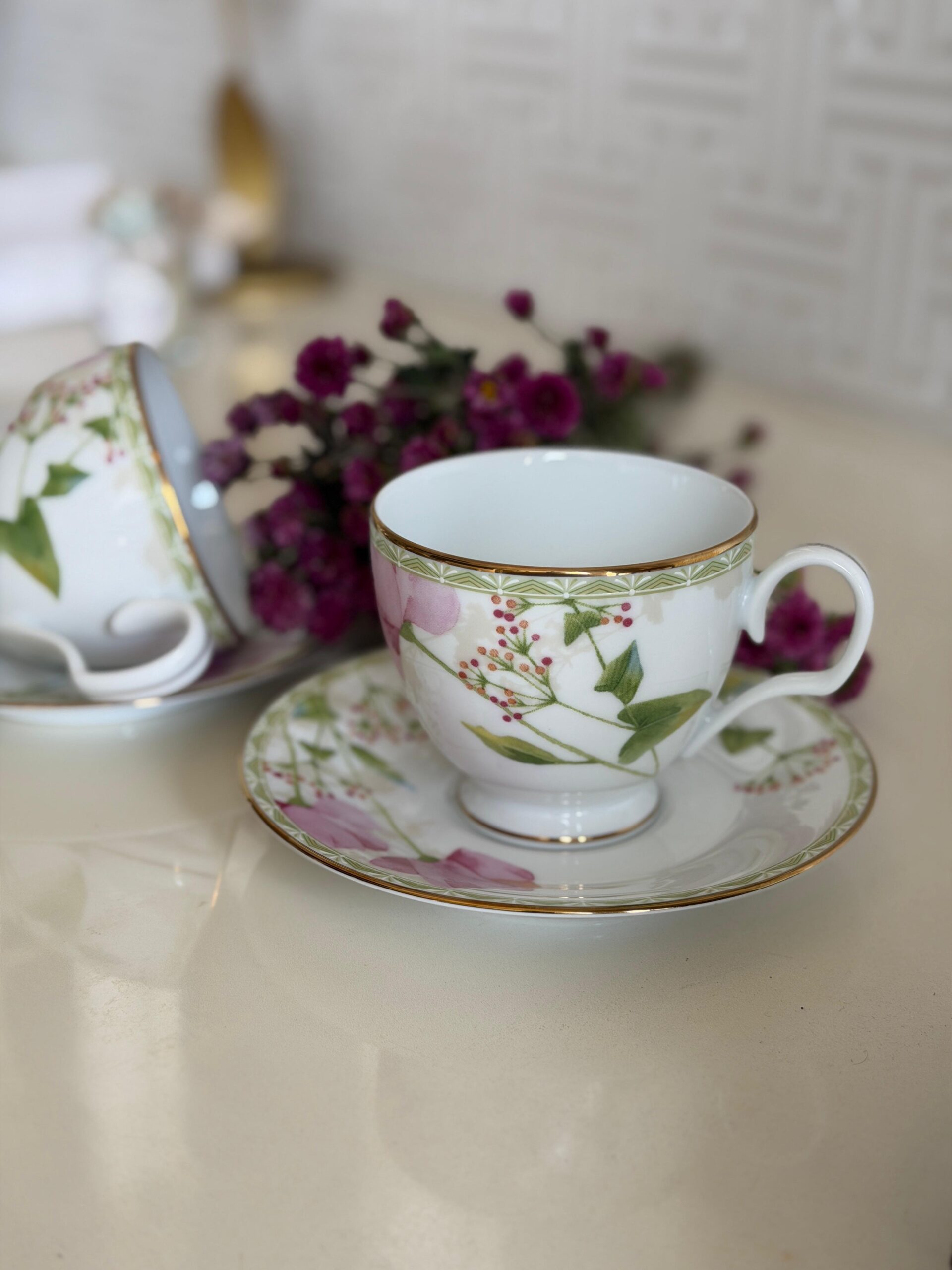 Noritake Poppy Place Tea Set – 12 Pieces | Floral Porcelain Tea Set
