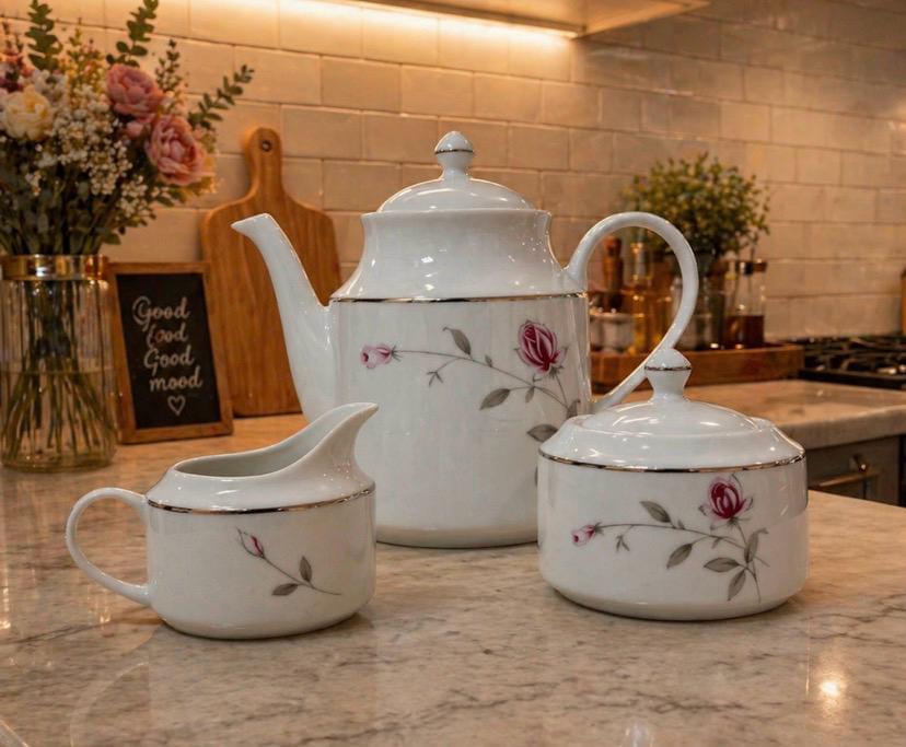 Dankotuwa Lasting Rose Tea Serving Set